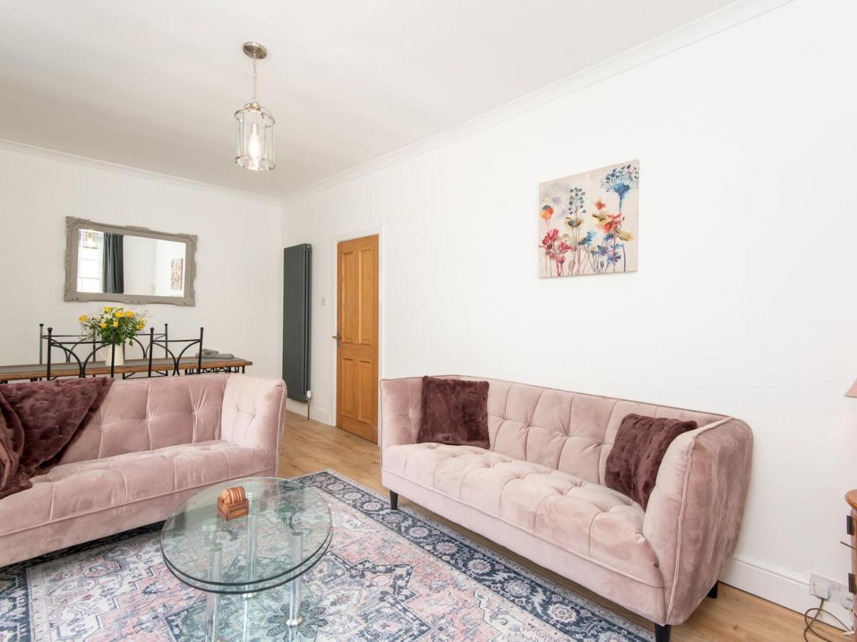 Pass The Keys Stylish 2 Bed Central Bath Apartment With Parking Ngoại thất bức ảnh