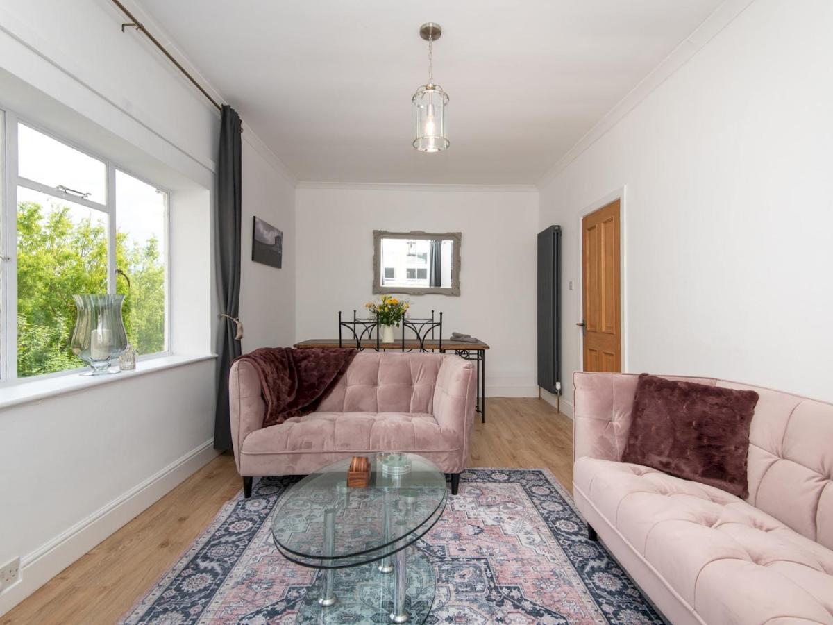 Pass The Keys Stylish 2 Bed Central Bath Apartment With Parking Ngoại thất bức ảnh