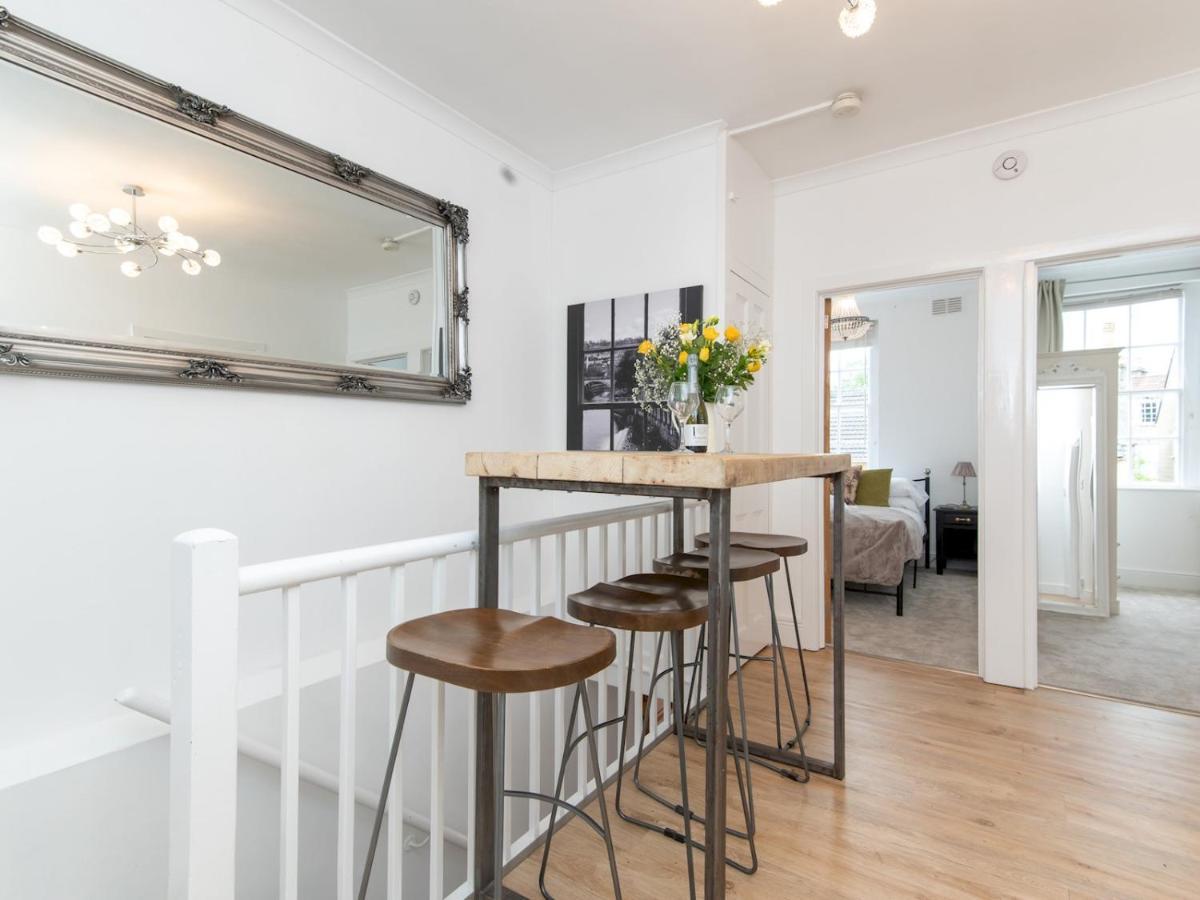 Pass The Keys Stylish 2 Bed Central Bath Apartment With Parking Ngoại thất bức ảnh