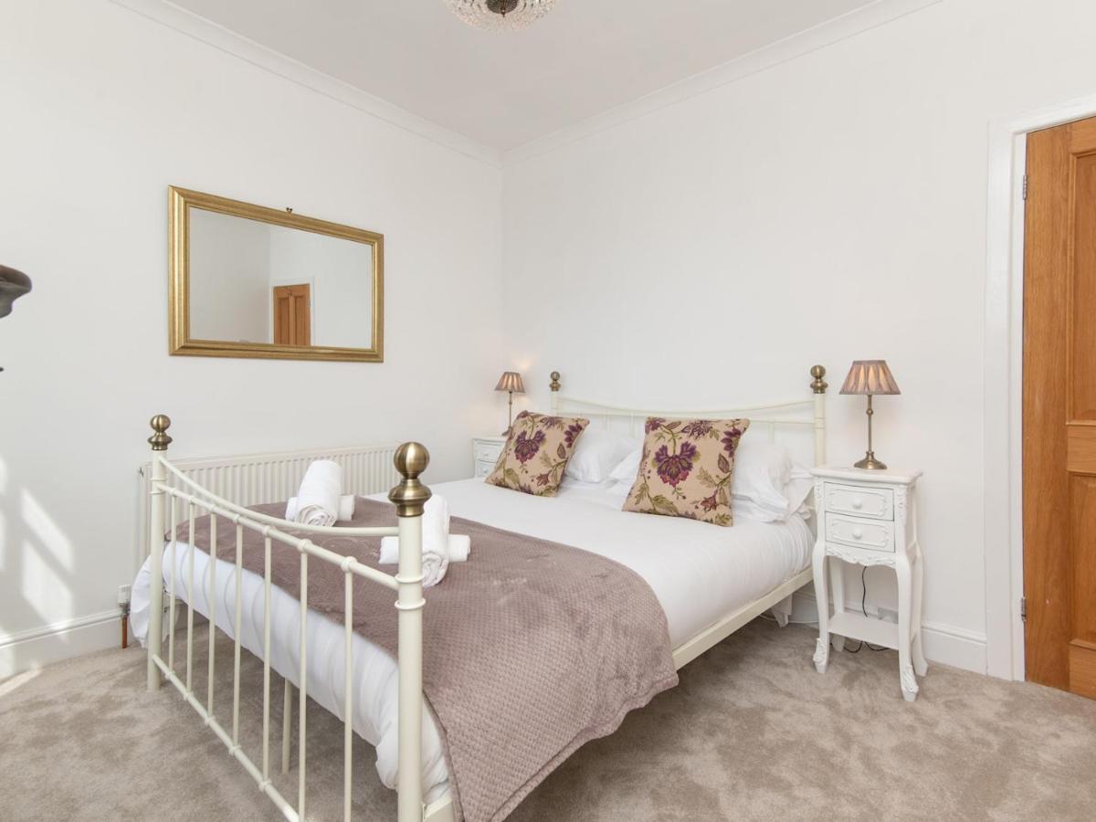 Pass The Keys Stylish 2 Bed Central Bath Apartment With Parking Ngoại thất bức ảnh